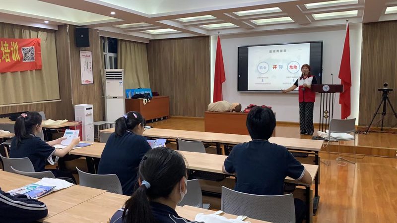 叉车培训，随到随学，上海职场人士的新选择**